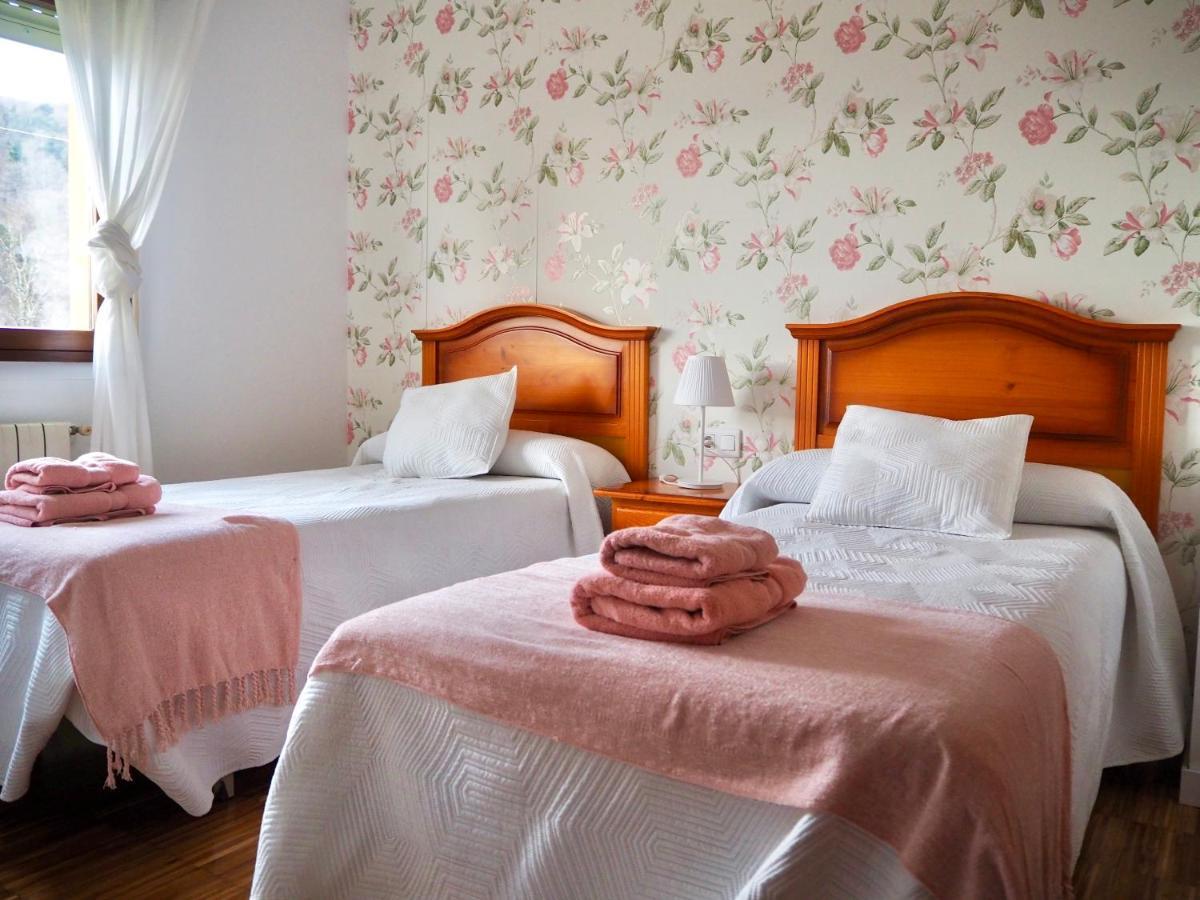 Finca La Cuesta Onís Екстериор снимка